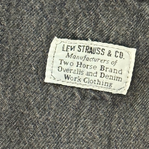 Vintage Style Levi’s Dark Wash Shortall Overalls Size Small - Picture 4 of 8